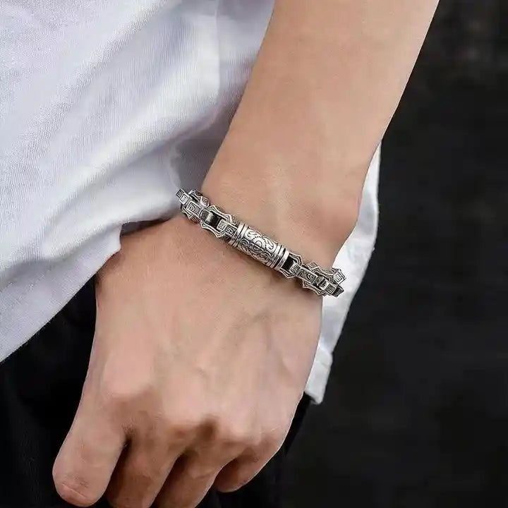 Silverfang Bracelet